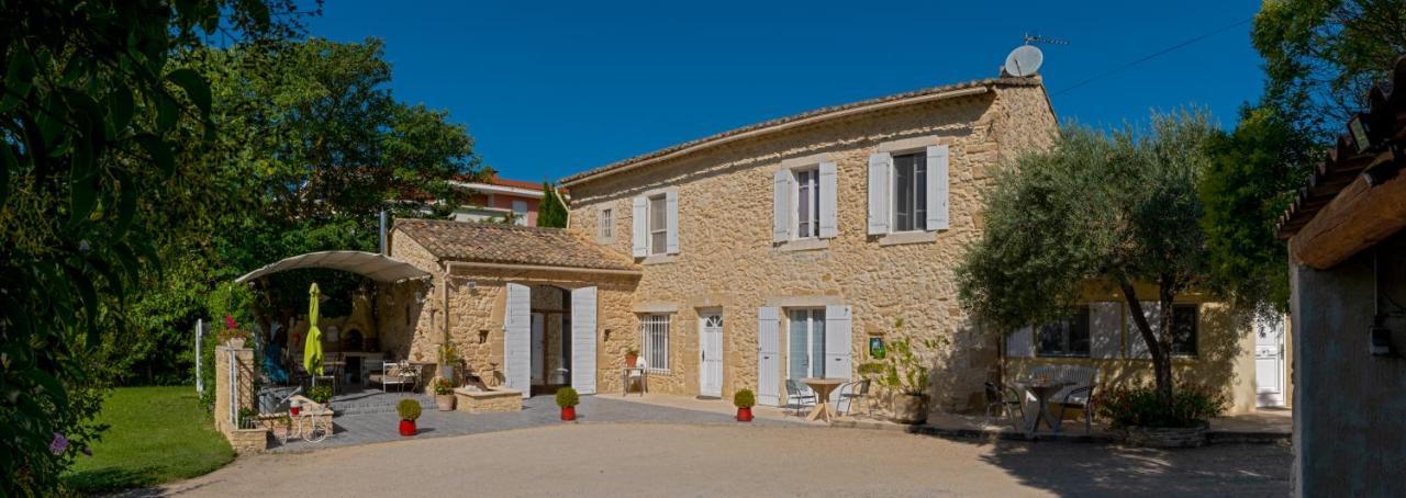 Le Mas Du Chat Bed and Breakfast Cavaillon Exteriör bild