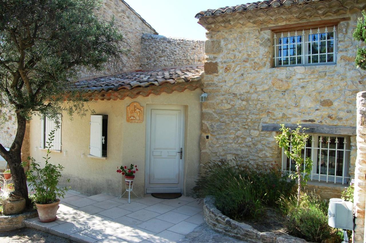 Le Mas Du Chat Bed and Breakfast Cavaillon Exteriör bild